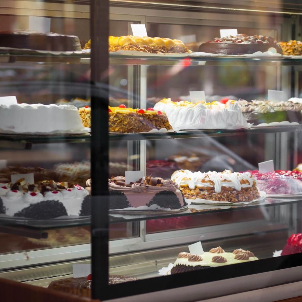 GALILEO 0.9M SQUARE REFRIGERATED DISPLAY CABINET - Image 3