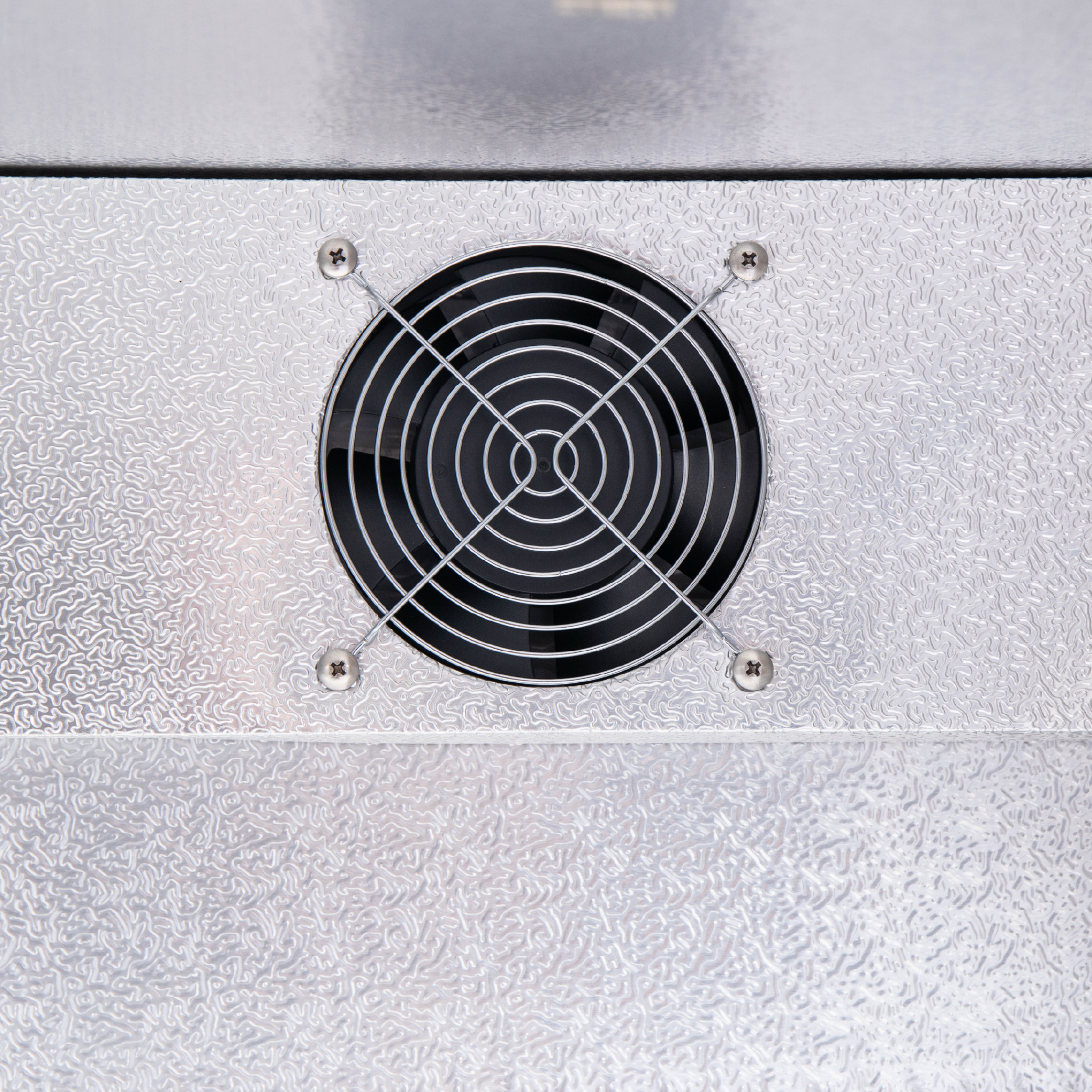 POLARCAB 3 DOOR HINGED UNDERBAR FRIDGE - BLACK - Image 8